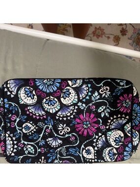 Vera Bradley - Ultimate Travel Case